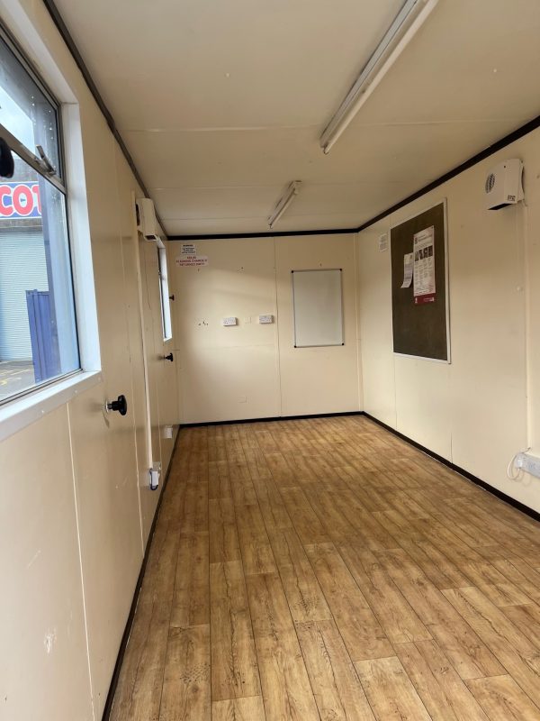 Used 30FT Open Plan Office